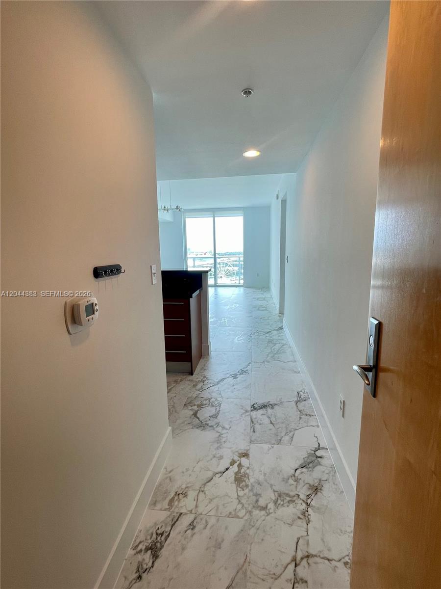 253 NE 2nd Street
