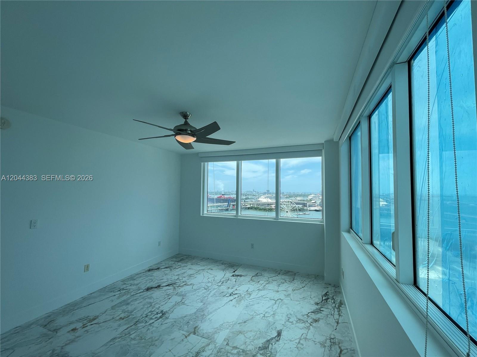 253 NE 2nd Street