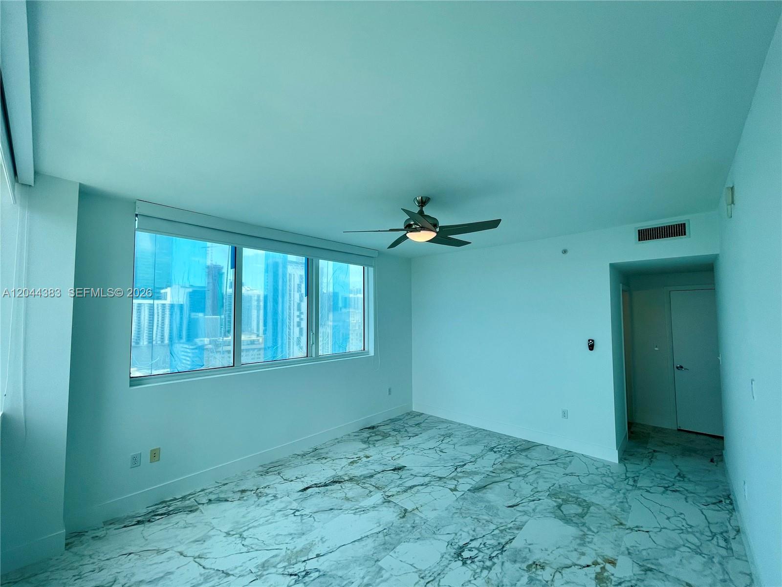253 NE 2nd Street