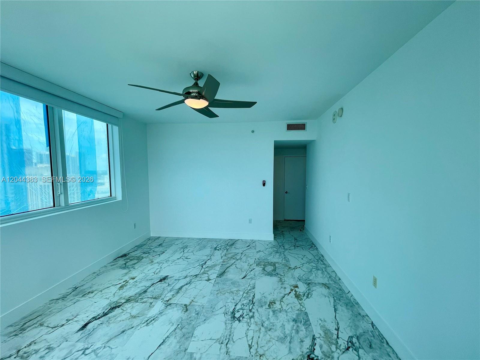 253 NE 2nd Street