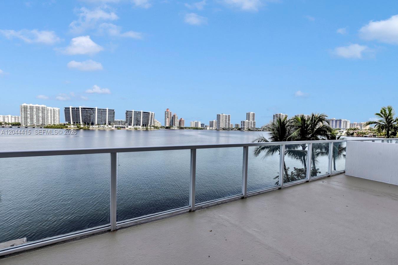 18100 N Bay Road