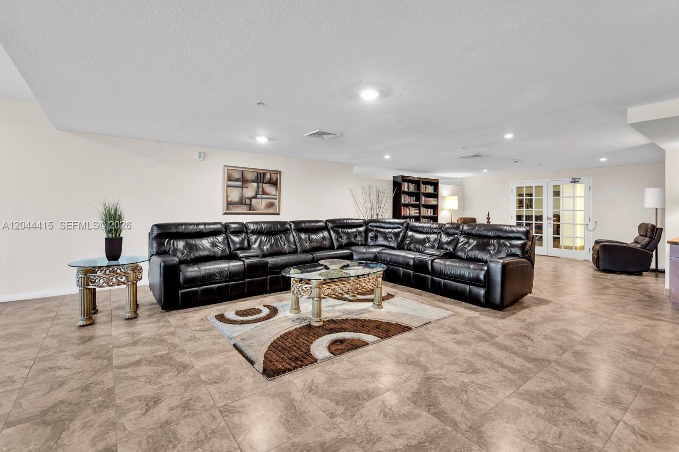 18100 N Bay Road