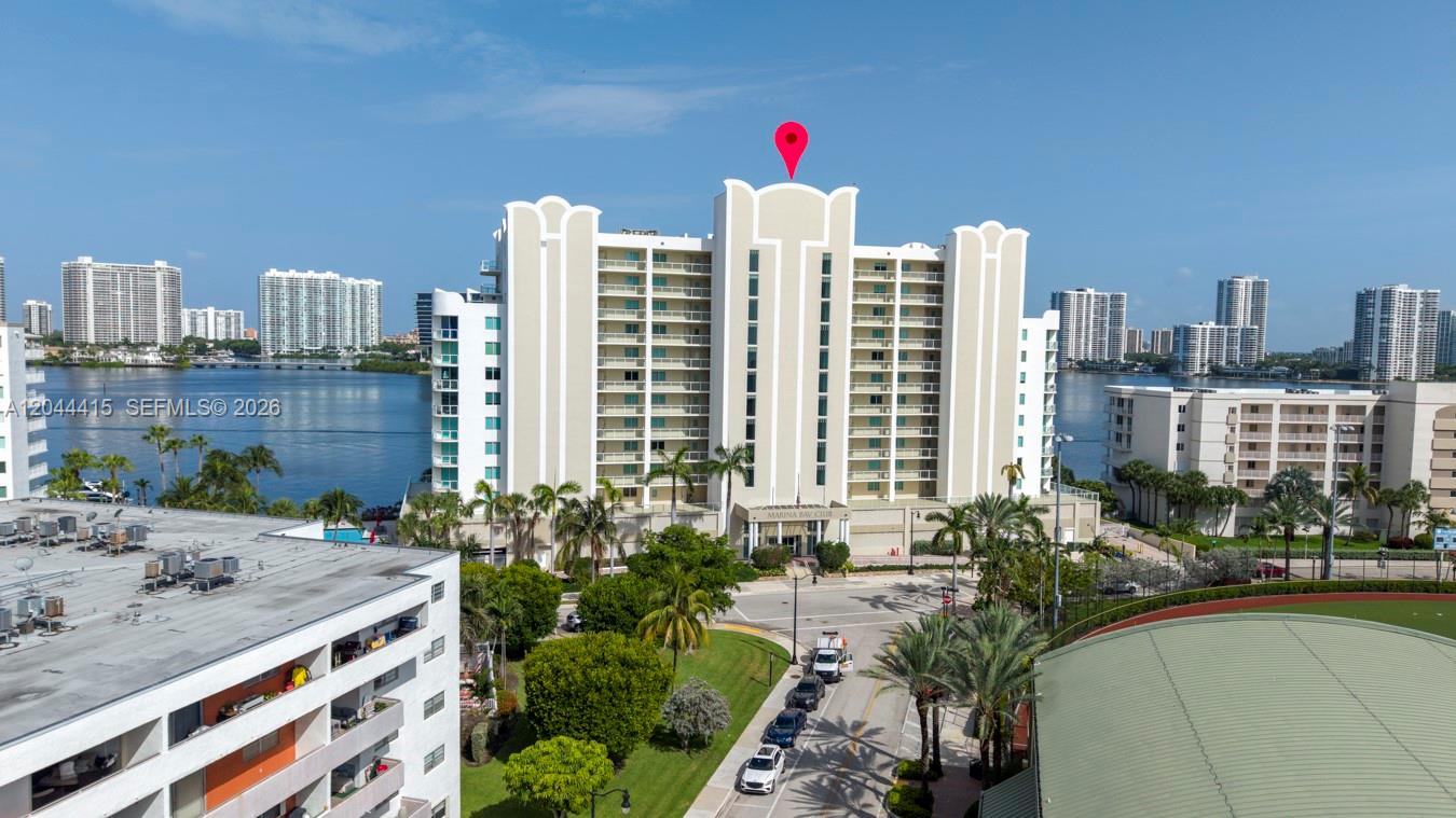 18100 N Bay Road
