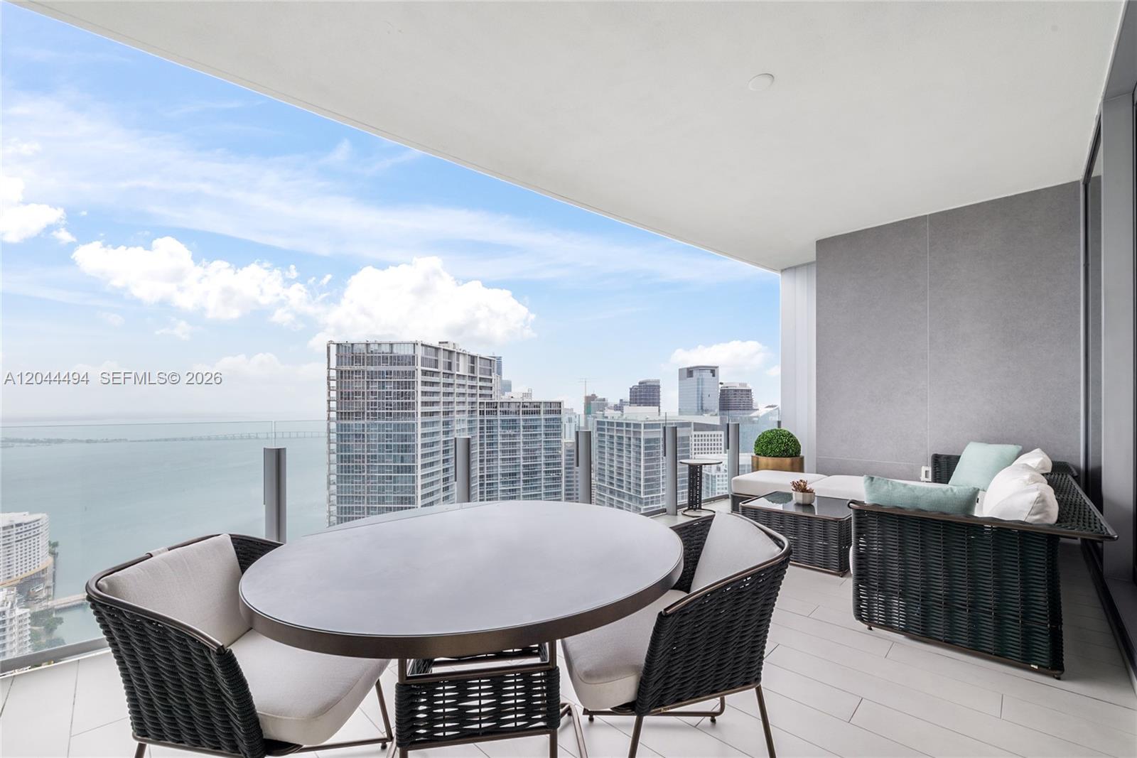 300 Biscayne Blvd Way