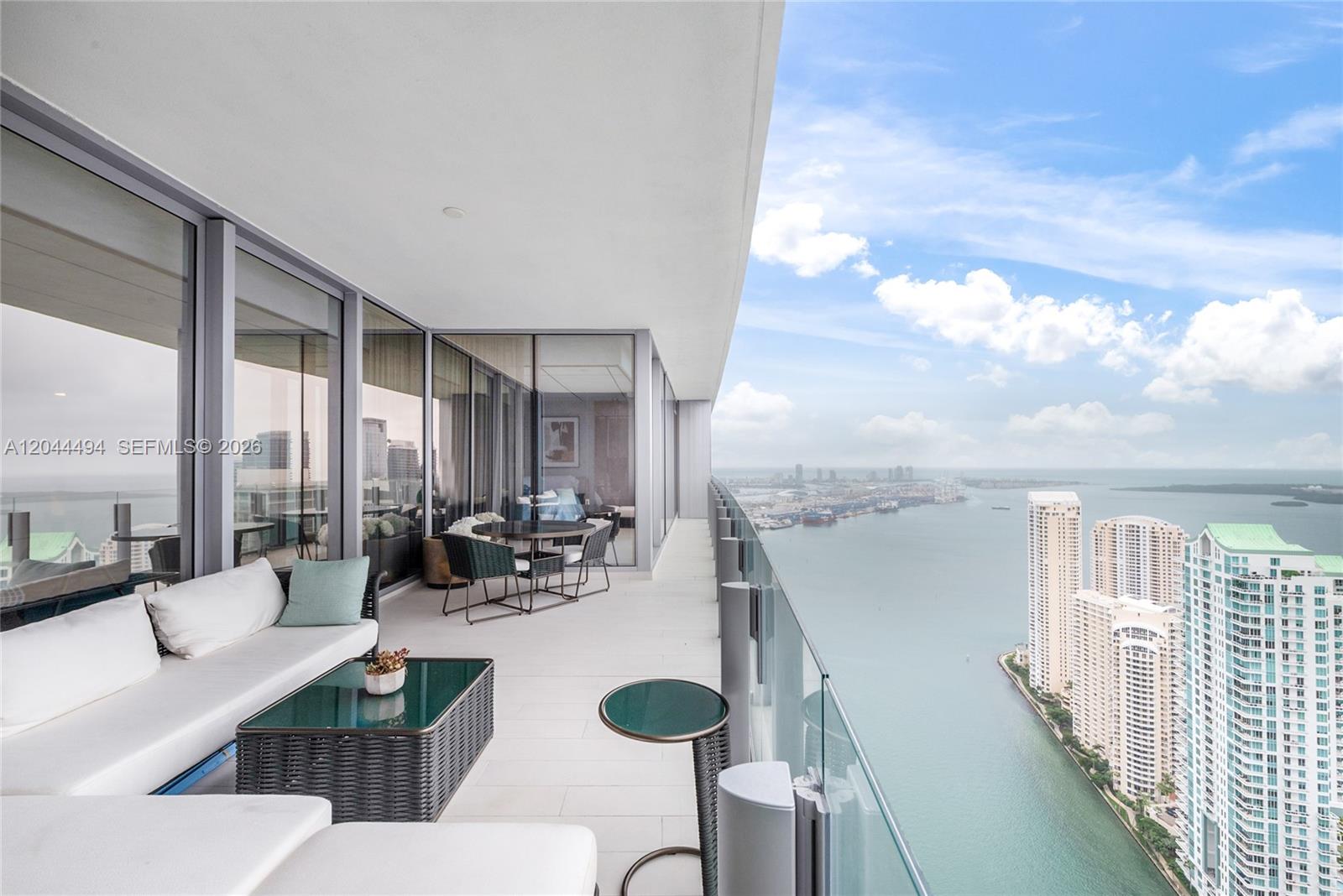 300 Biscayne Blvd Way