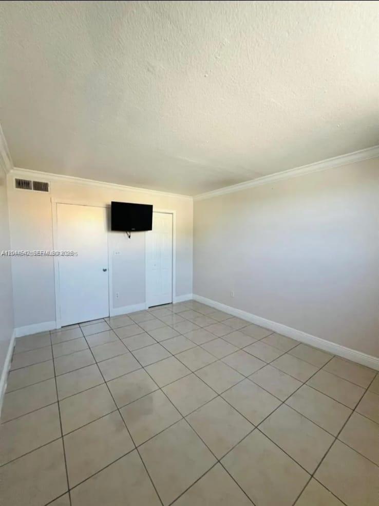 606 W 81st Street