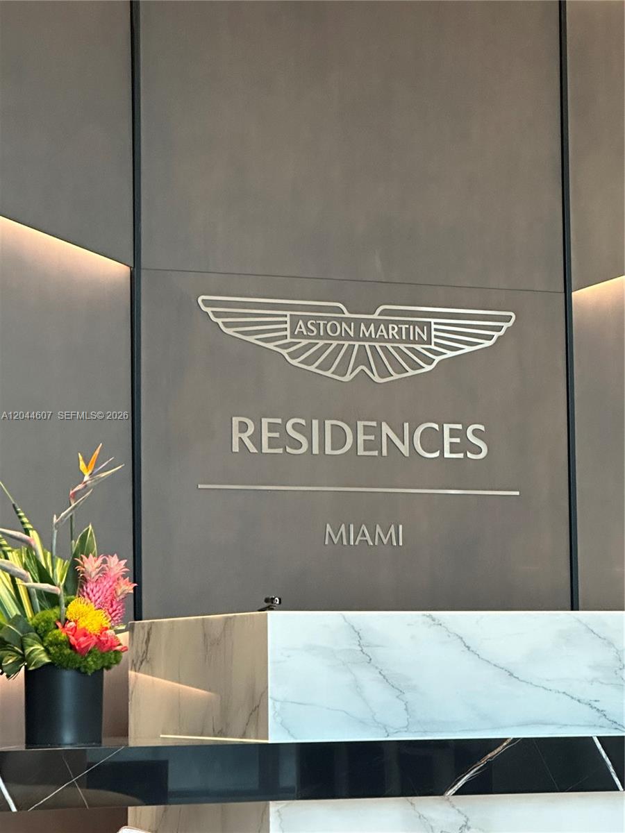 300 Biscayne Blvd Way