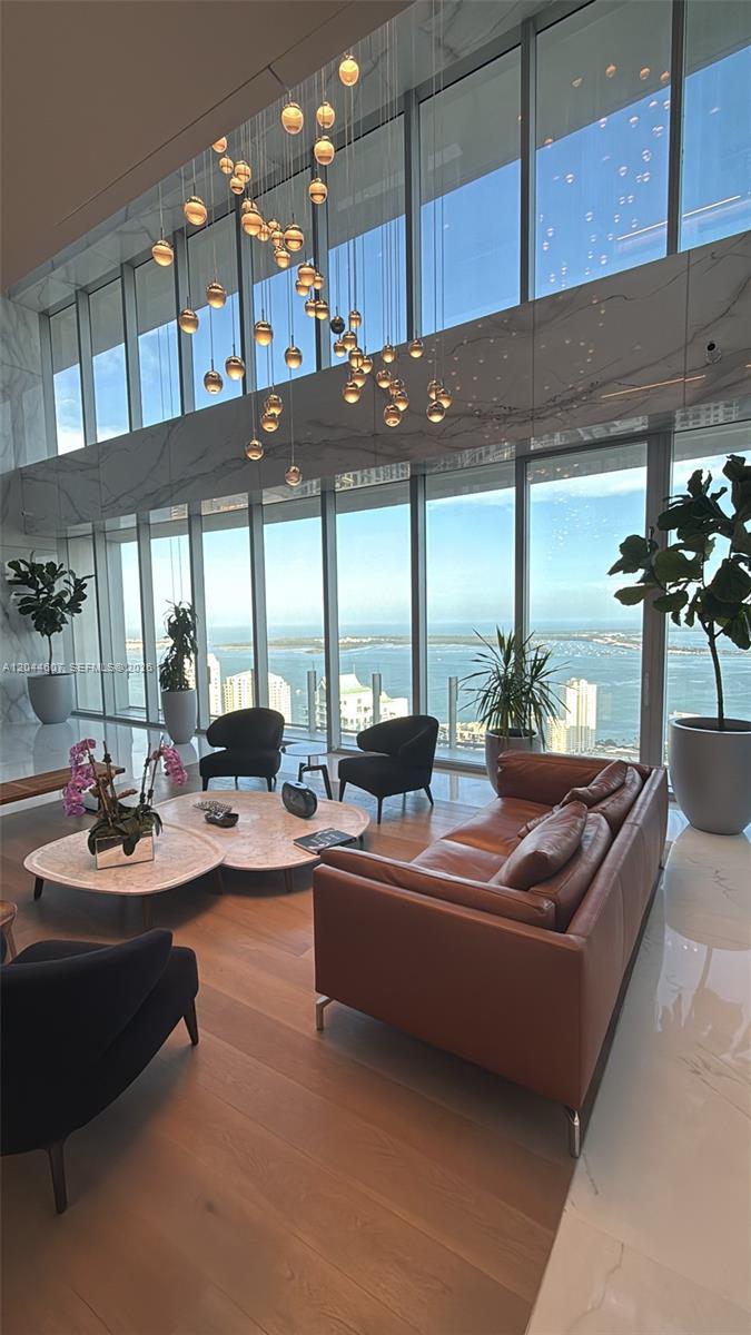 300 Biscayne Blvd Way