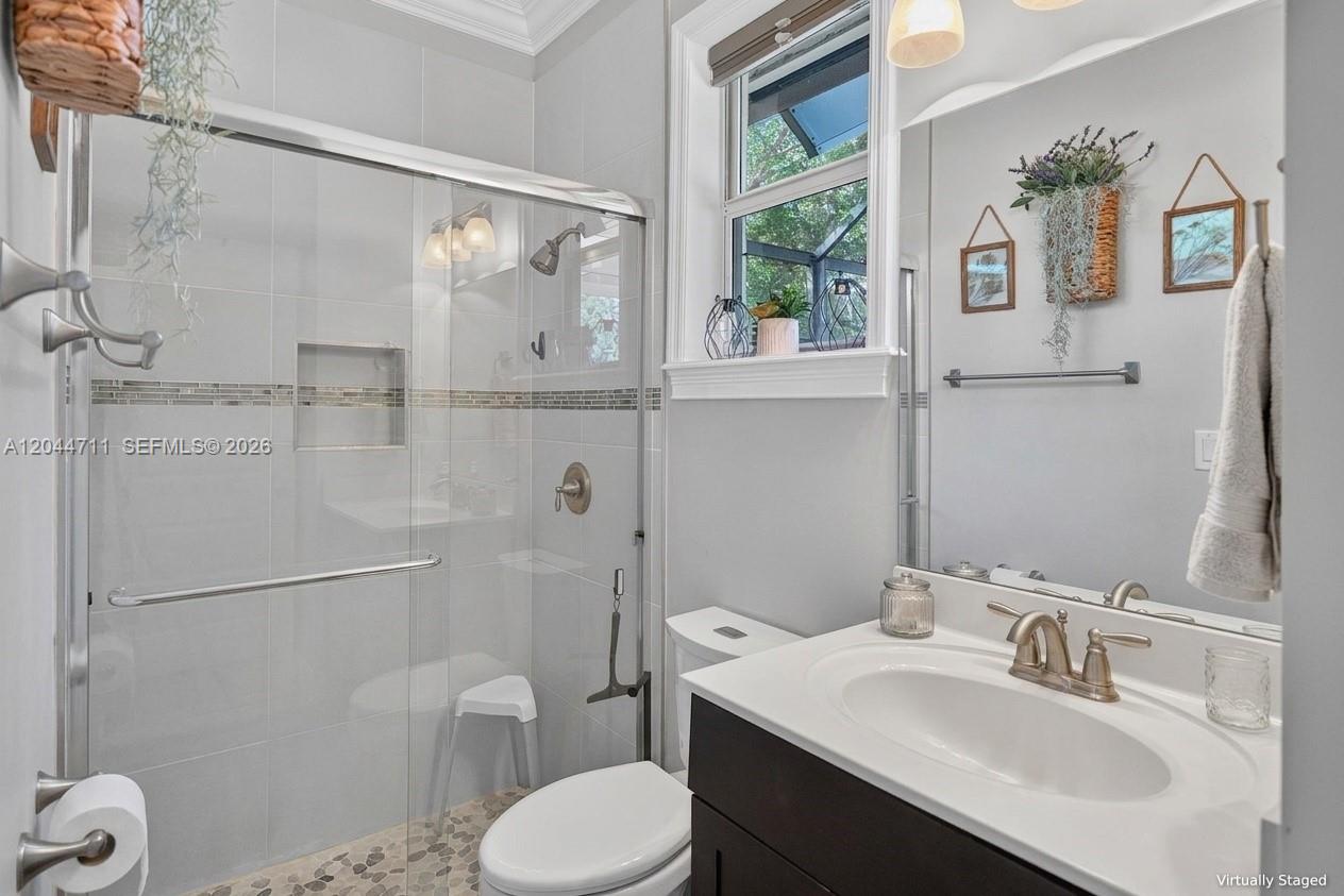 2135 NW 14th Terrace