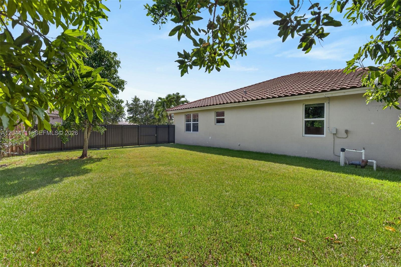 2135 NW 14th Terrace