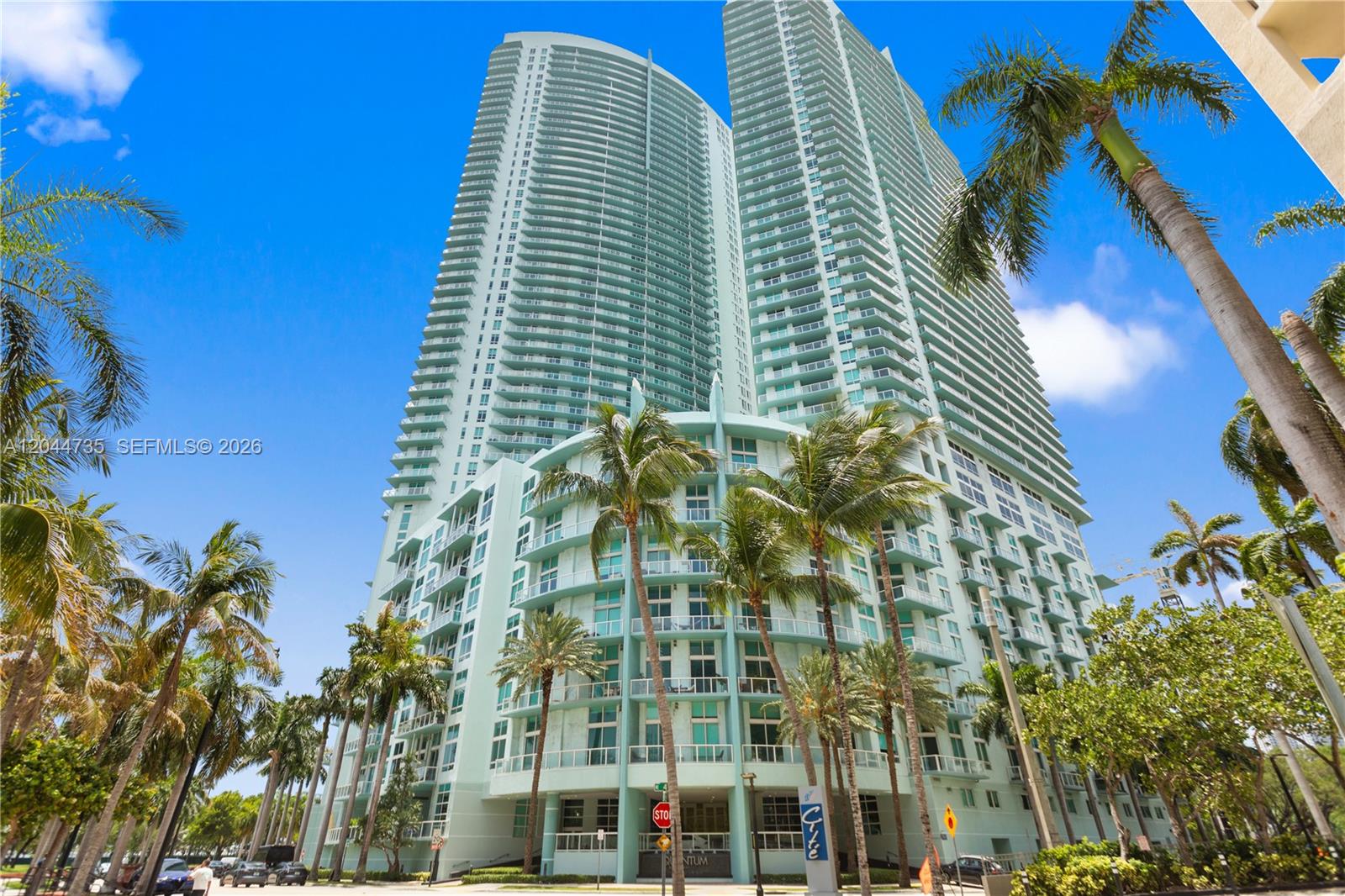 1900 N Bayshore Drive Drive