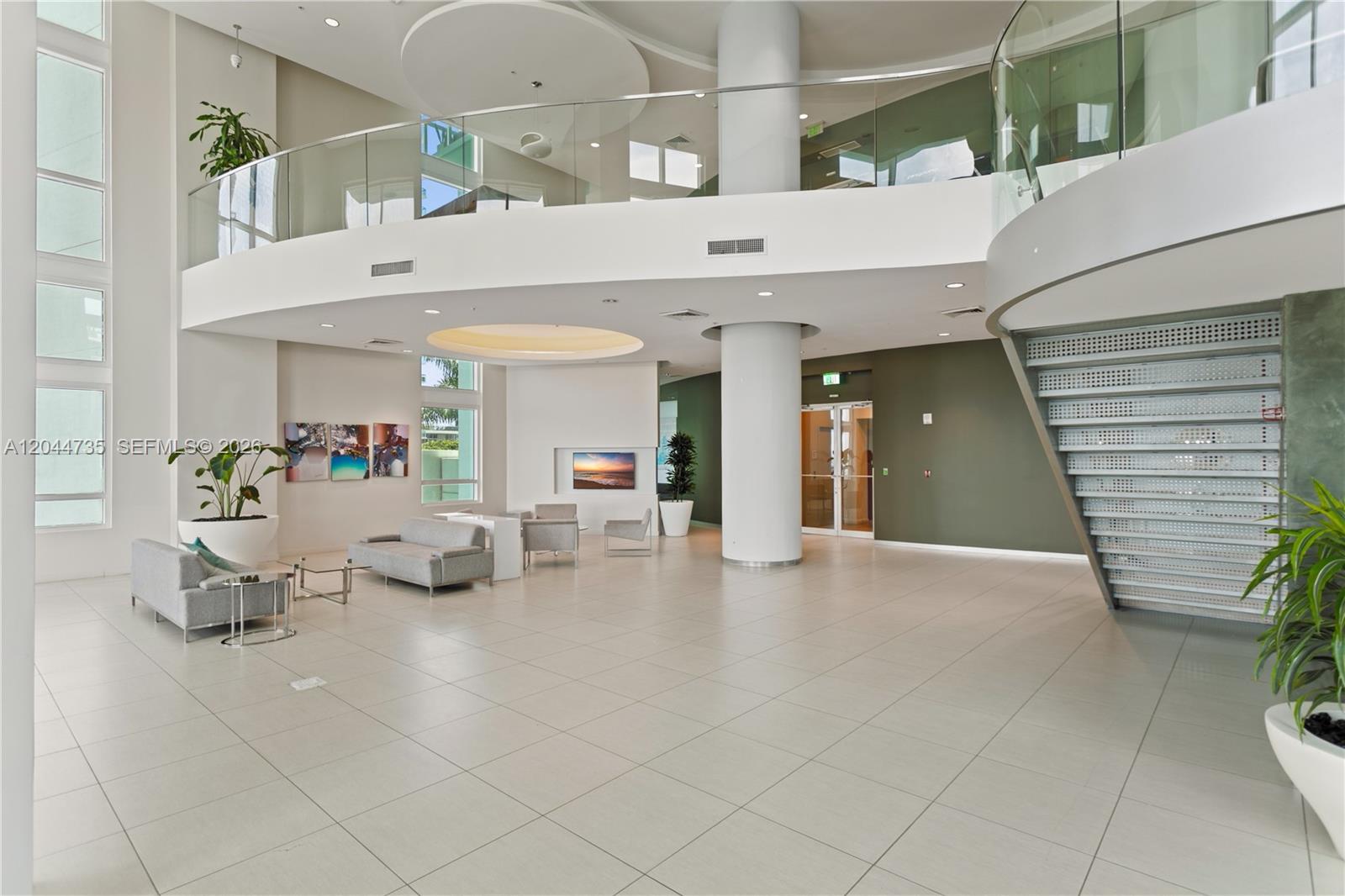 1900 N Bayshore Drive Drive