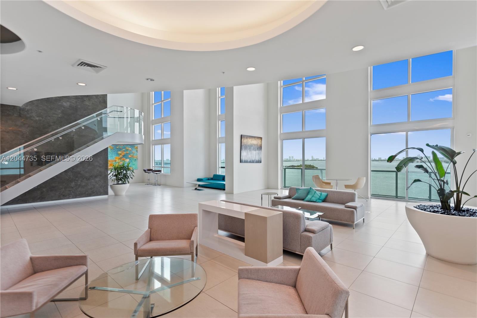 1900 N Bayshore Drive Drive