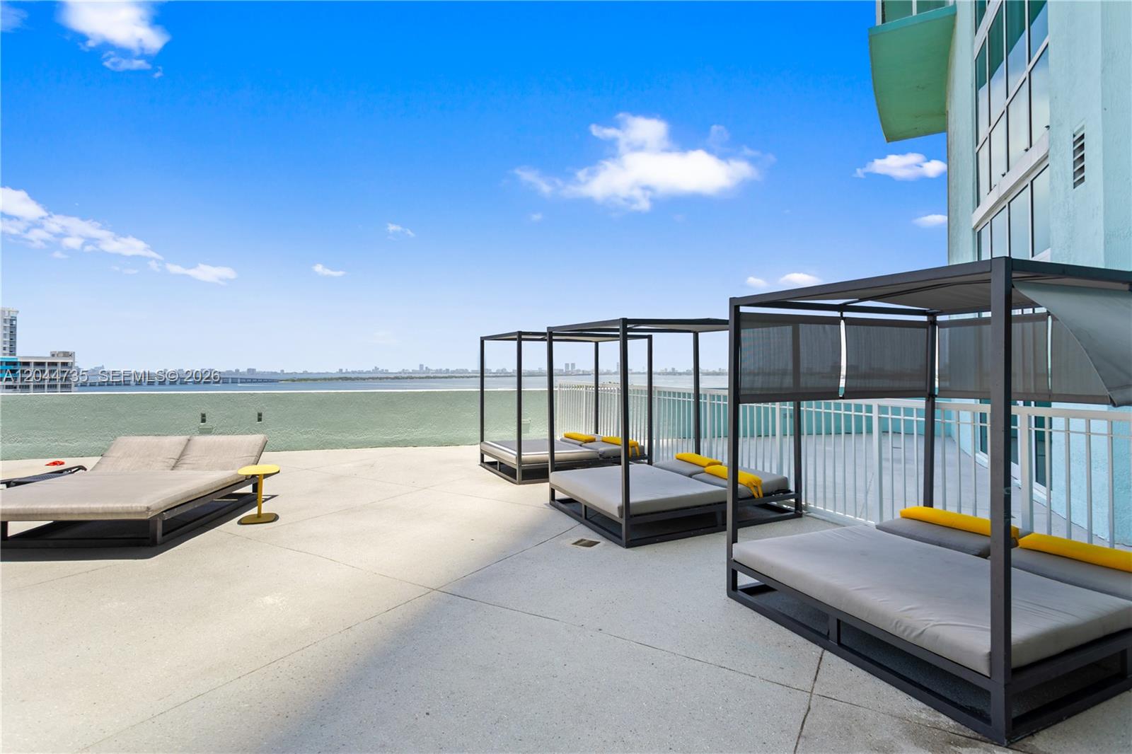 1900 N Bayshore Drive Drive