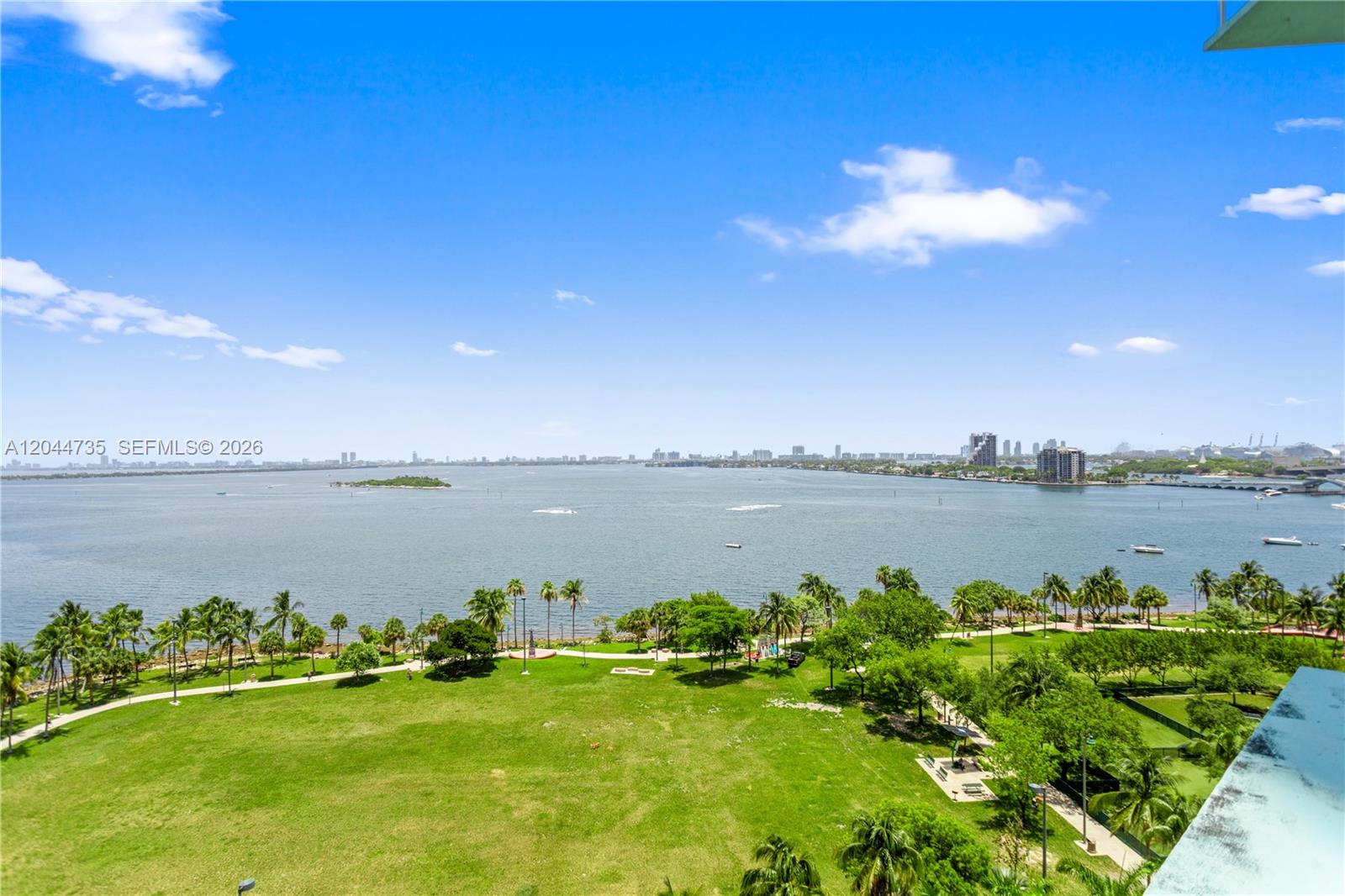 1900 N Bayshore Drive Drive
