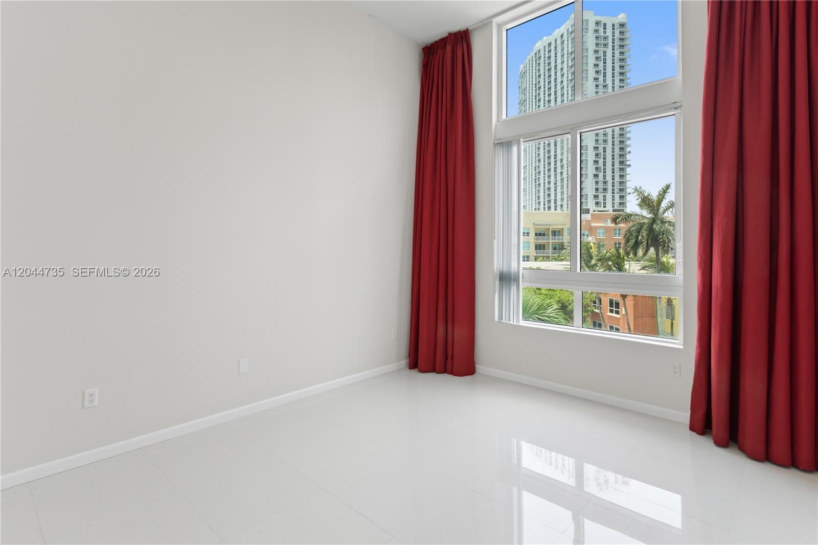 1900 N Bayshore Drive Drive