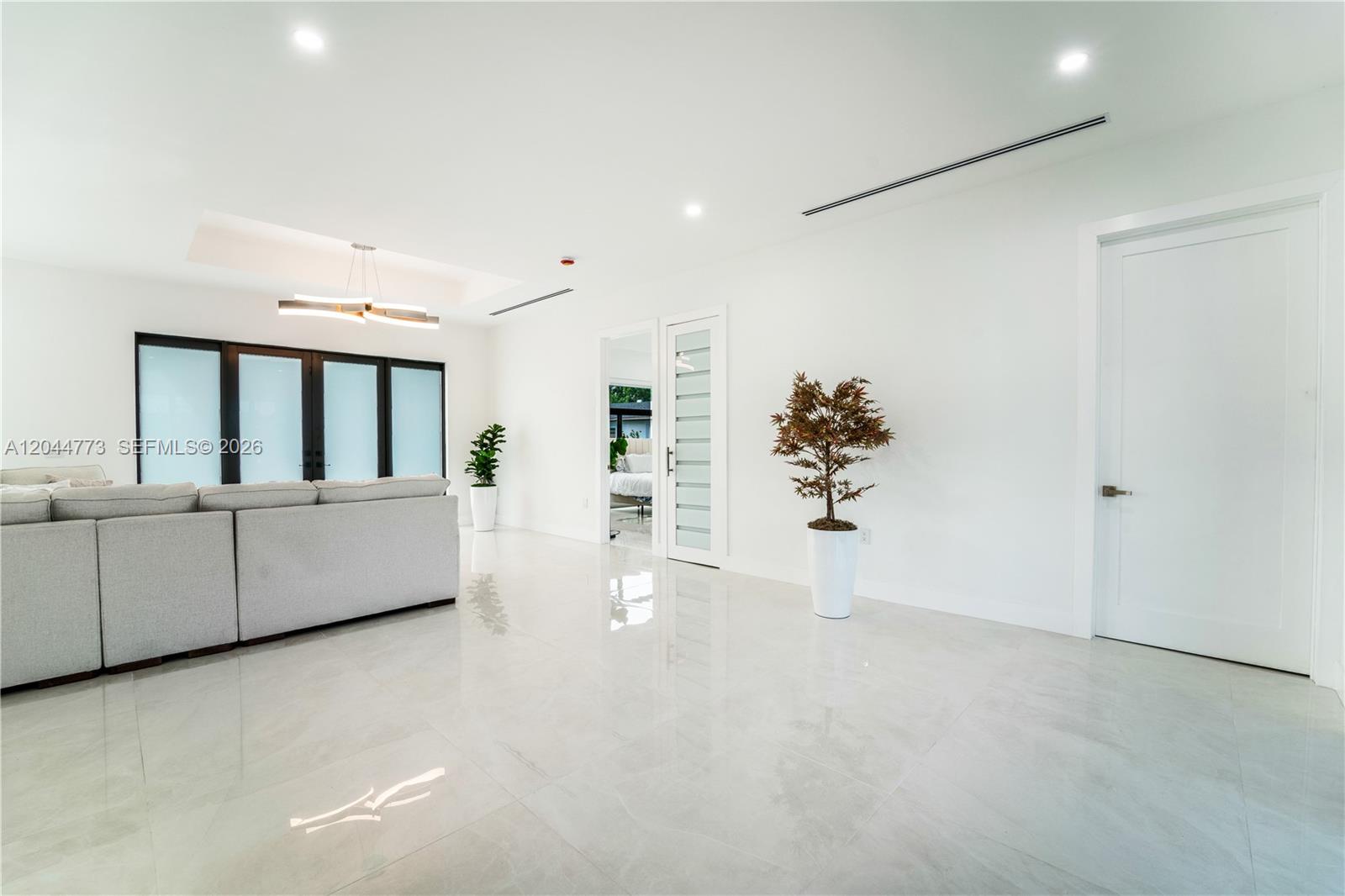 9630 SW 10th Terrace
