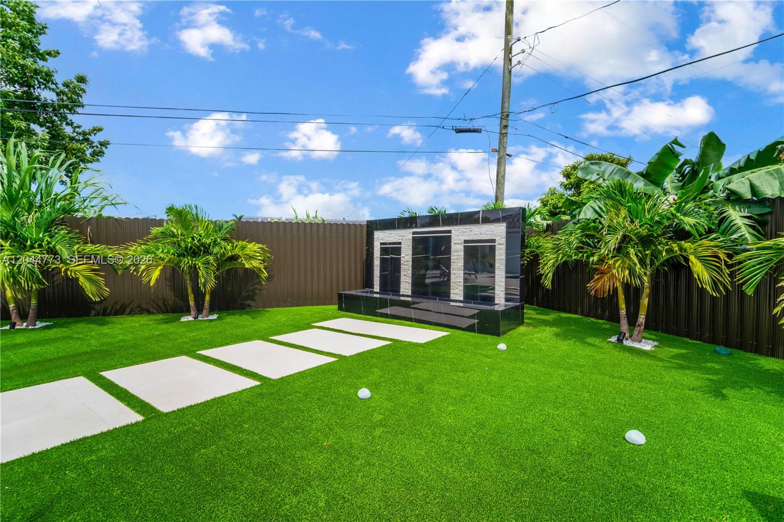 9630 SW 10th Terrace