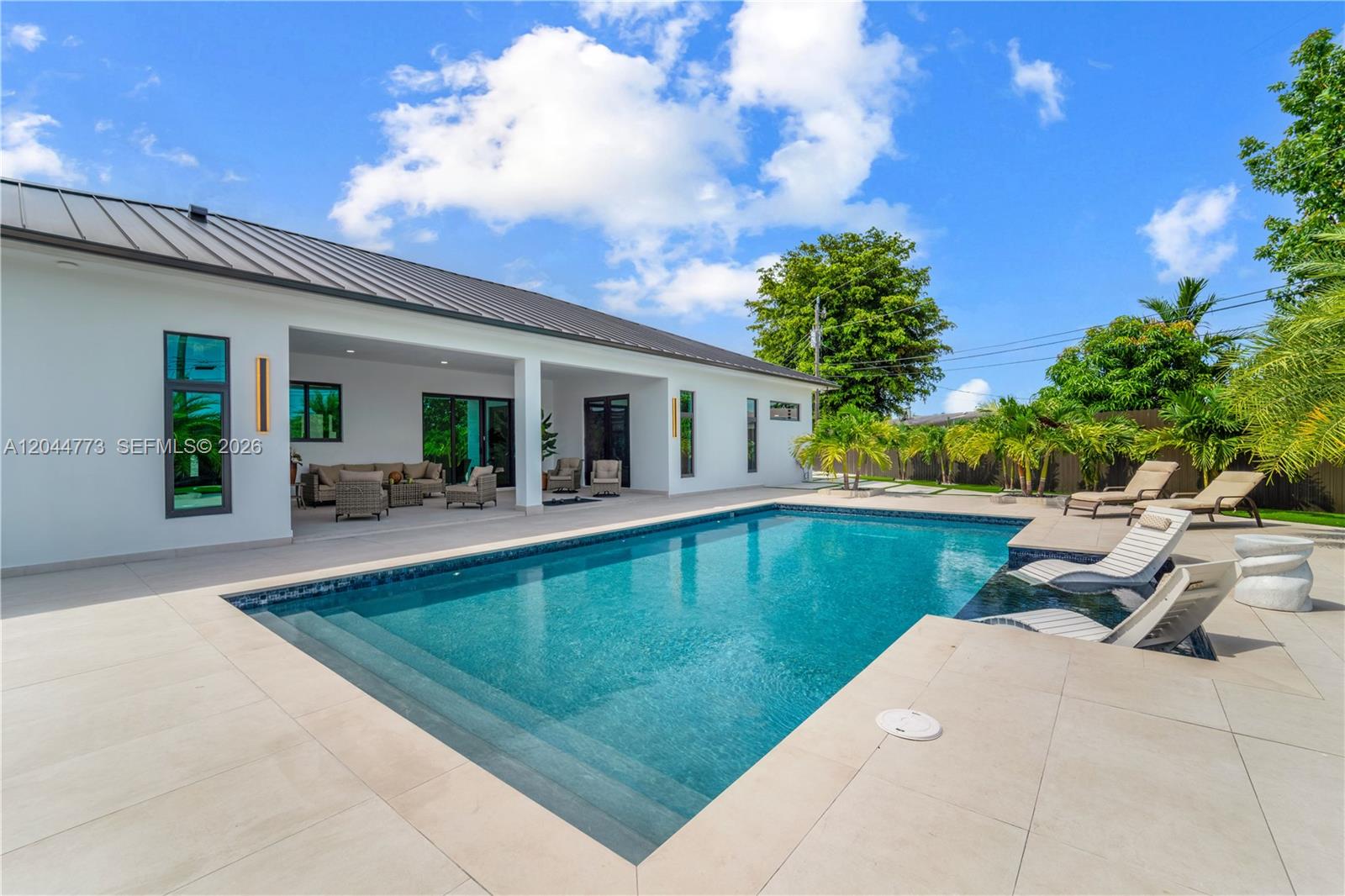 9630 SW 10th Terrace
