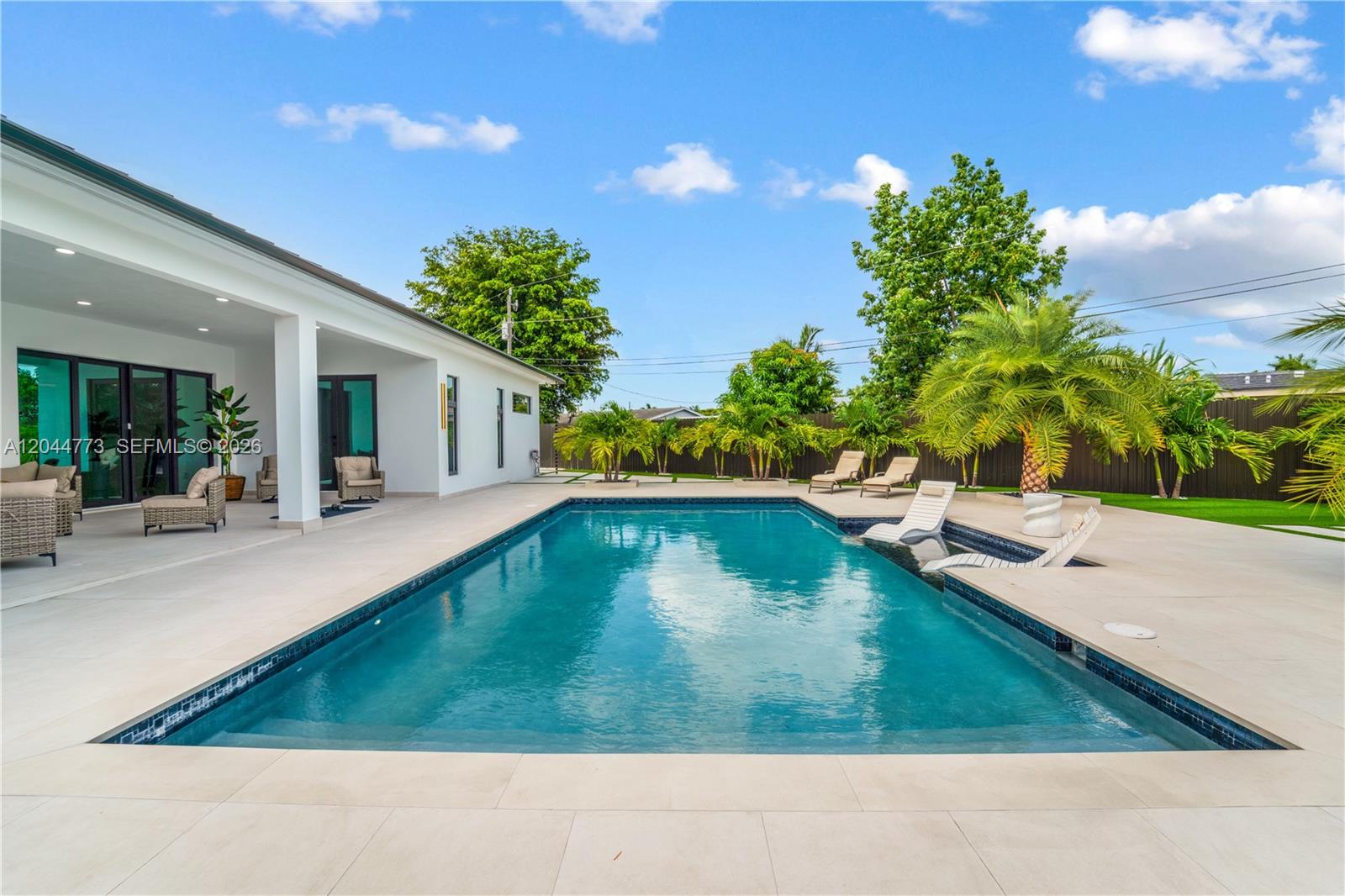 9630 SW 10th Terrace