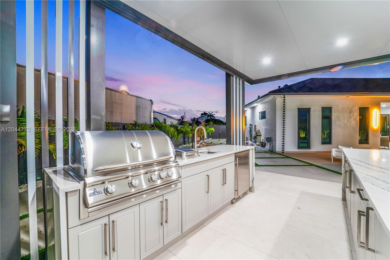 9630 SW 10th Terrace