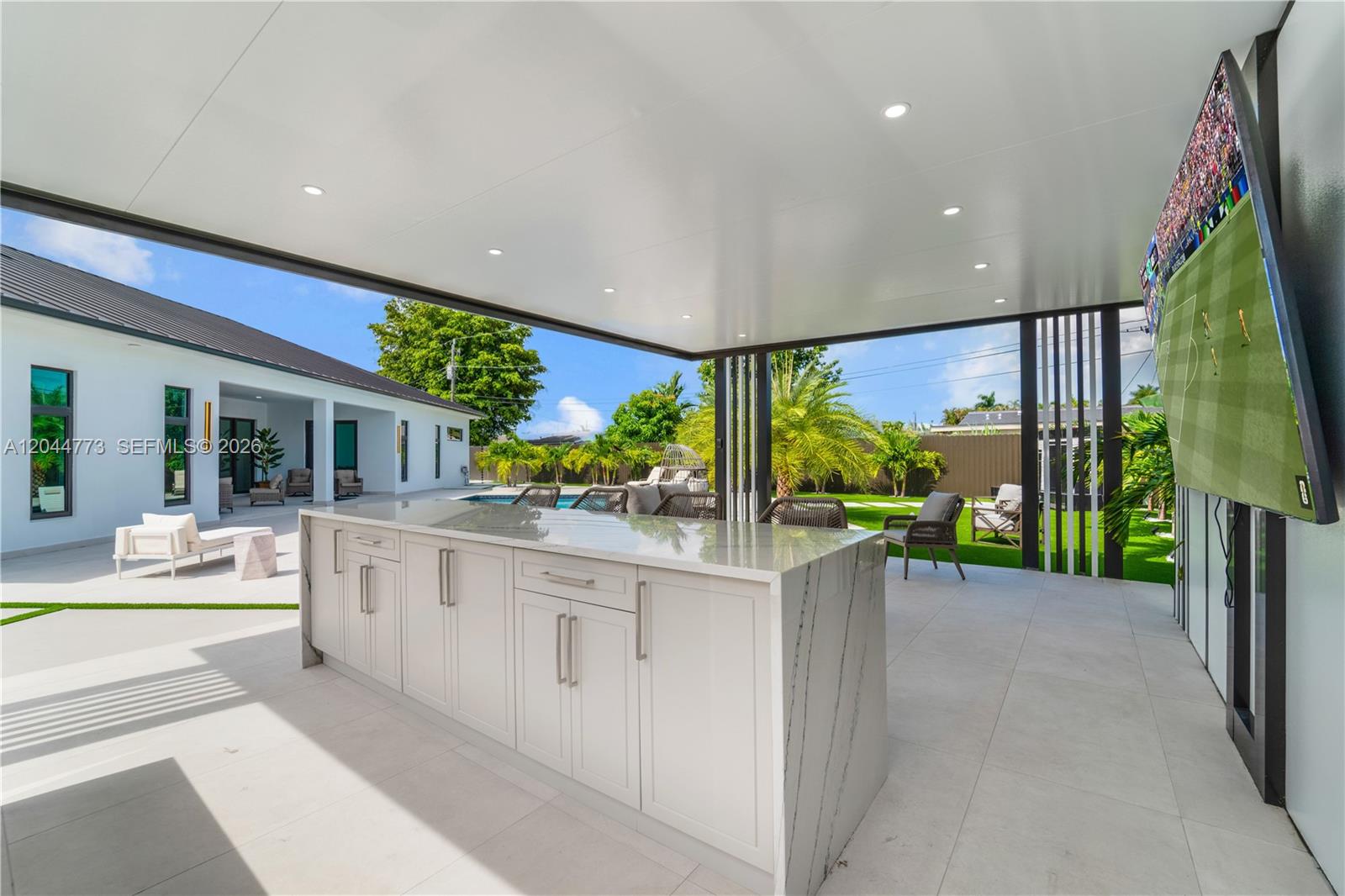 9630 SW 10th Terrace