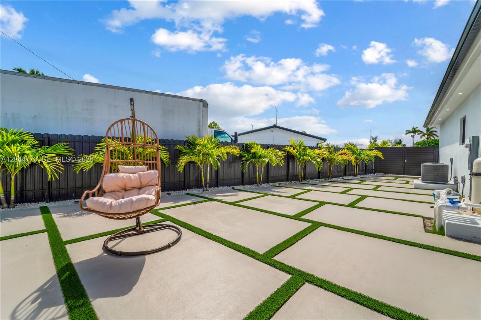 9630 SW 10th Terrace