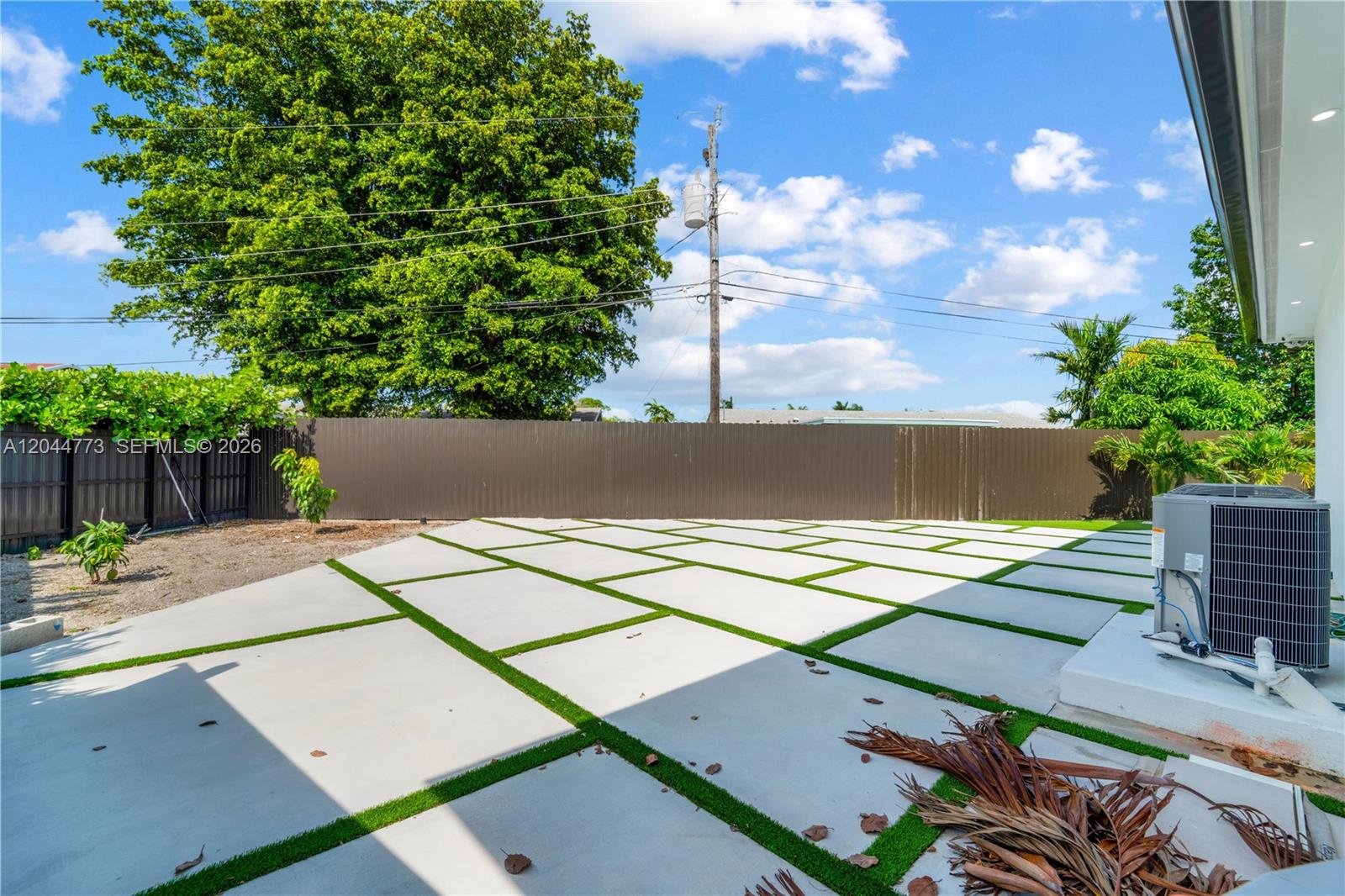 9630 SW 10th Terrace