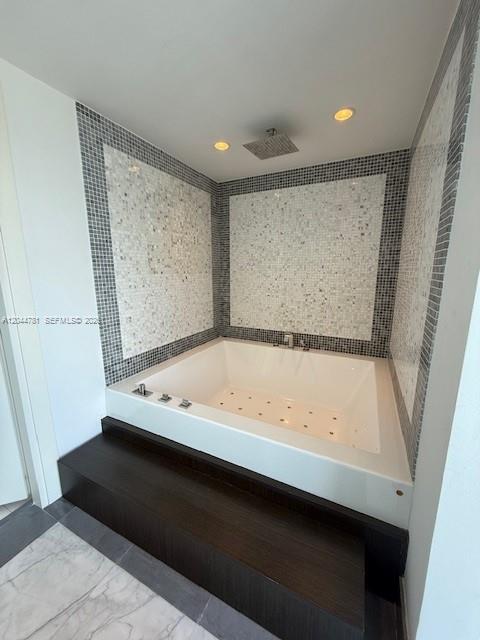 200 Biscayne Boulevard Way