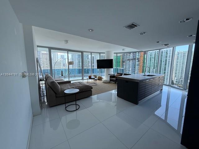 200 Biscayne Boulevard Way