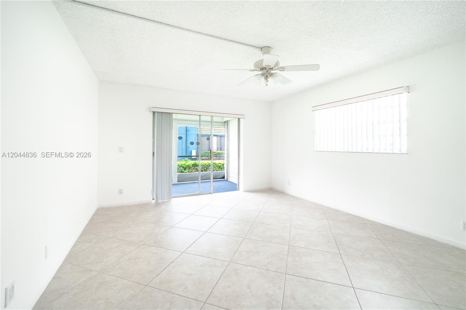 642 N Normandy