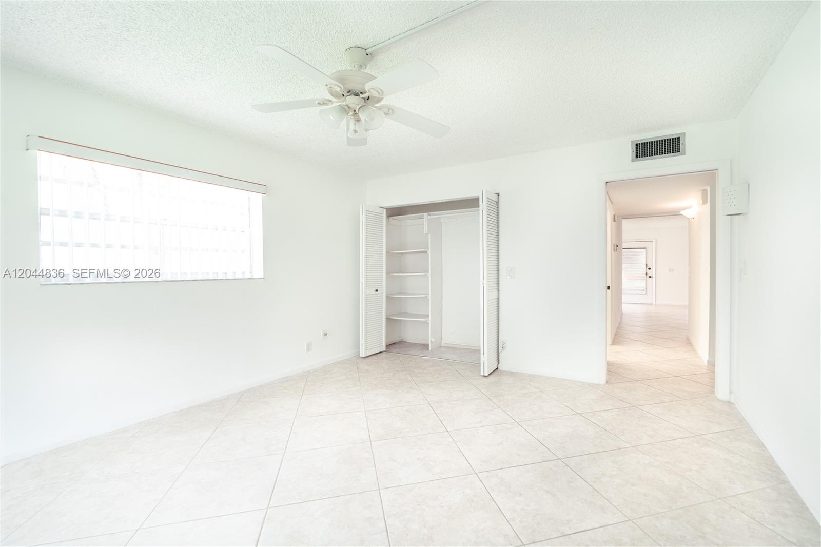 642 N Normandy