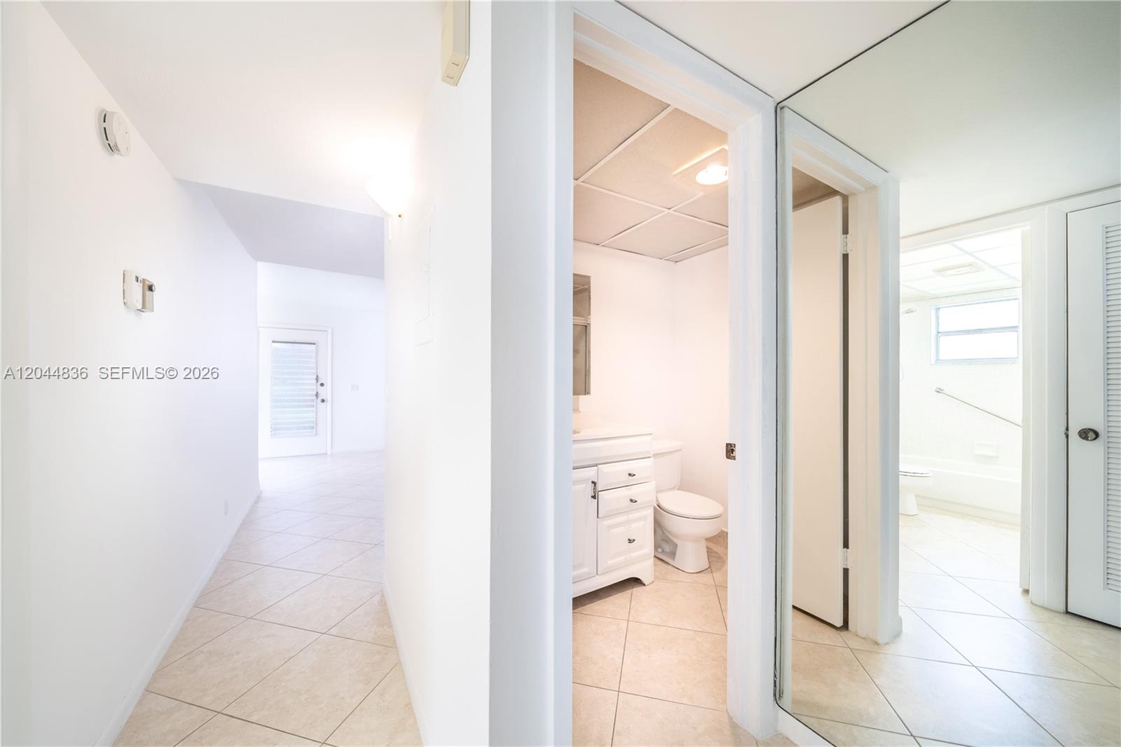 642 N Normandy