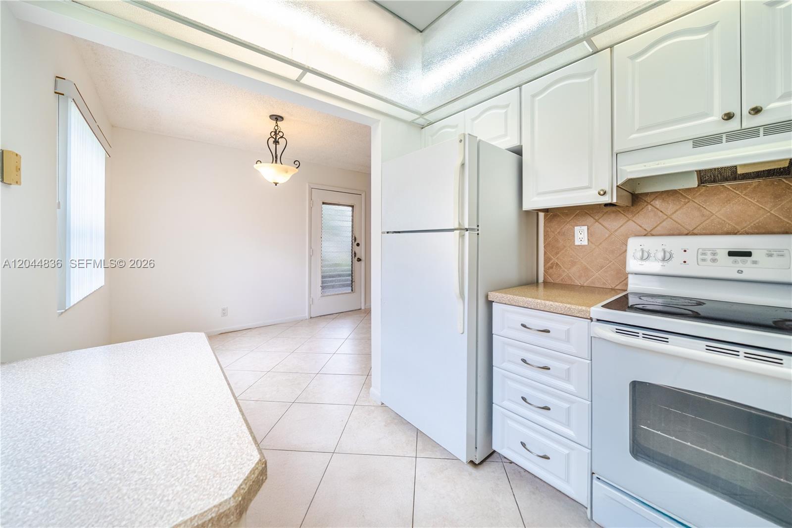 642 N Normandy