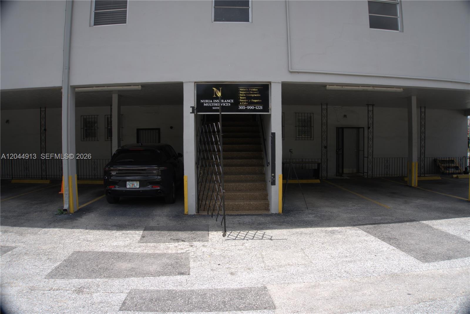 2433 NW 7th Street