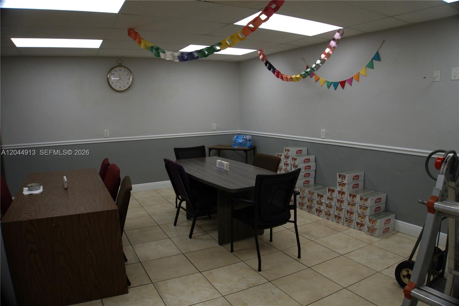 2433 NW 7th Street