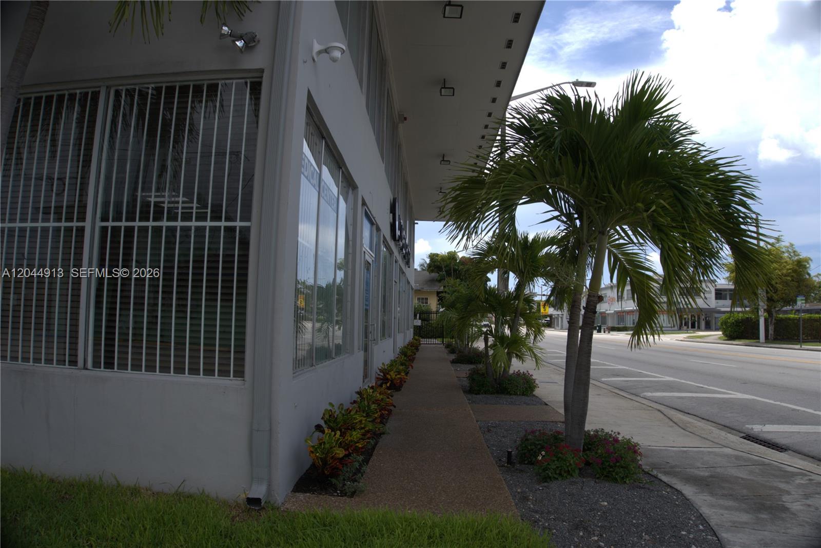 2433 NW 7th Street