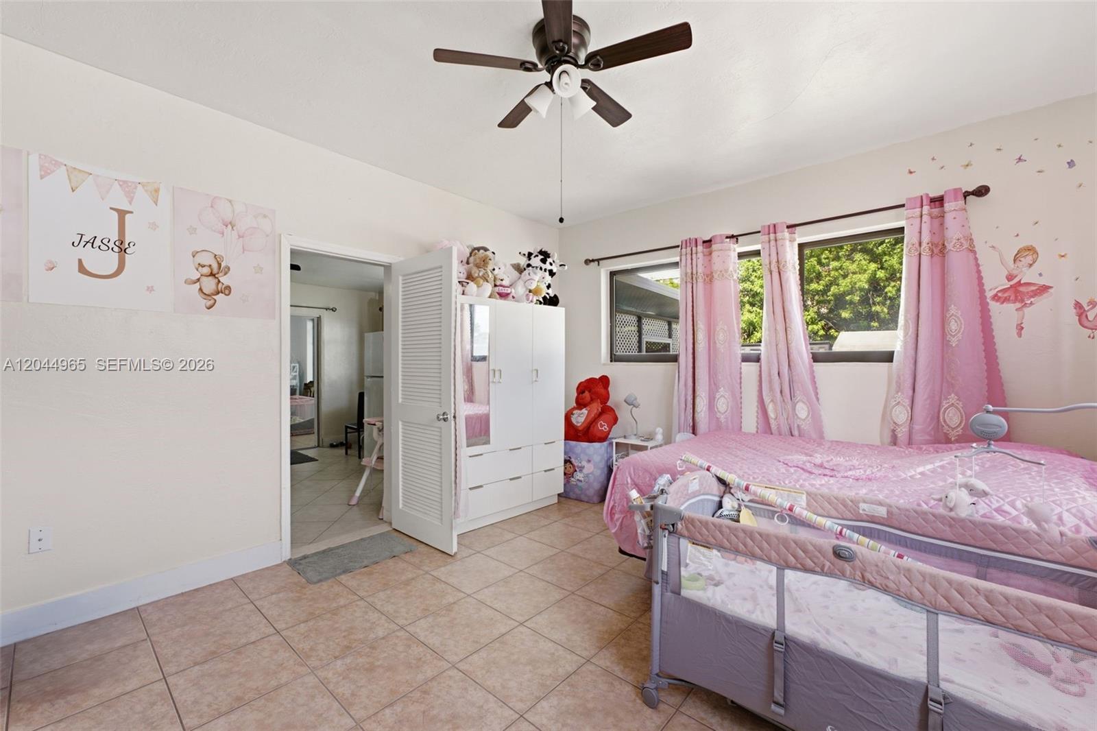 1421-1419 SW 76 Court