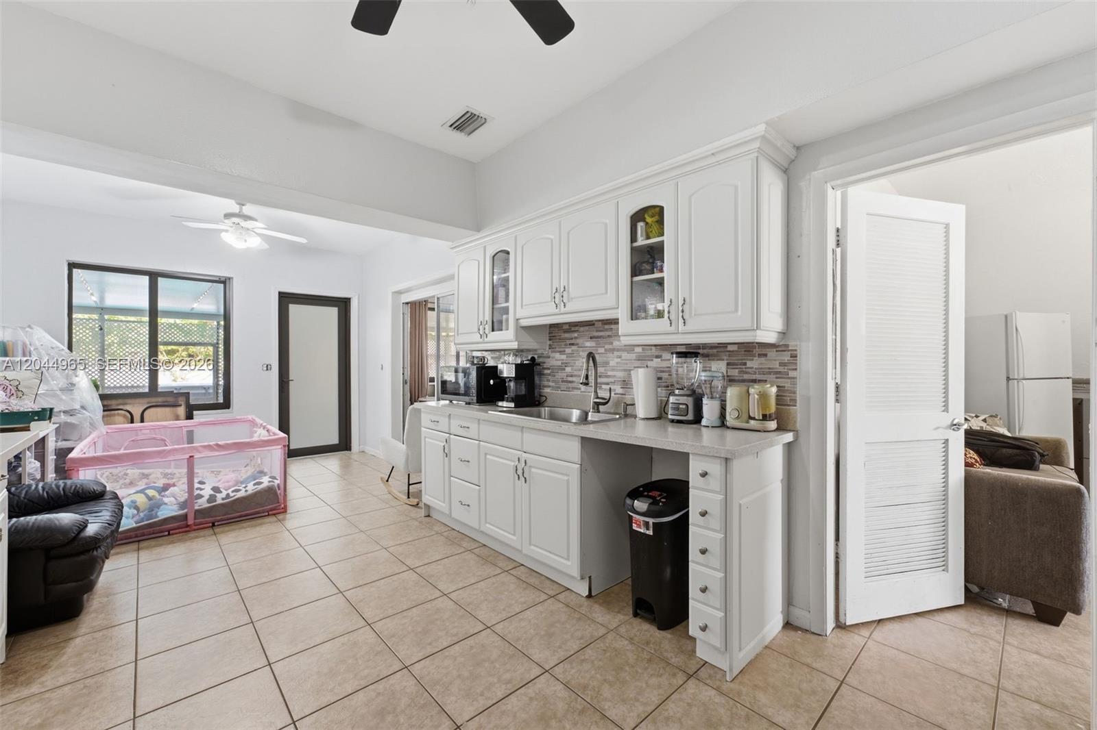 1421-1419 SW 76 Court