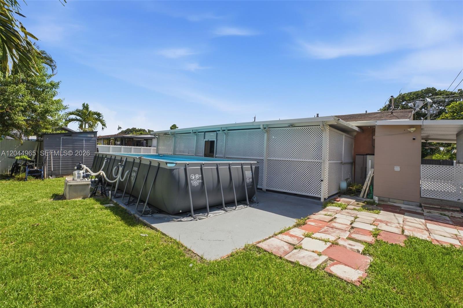 1421-1419 SW 76 Court