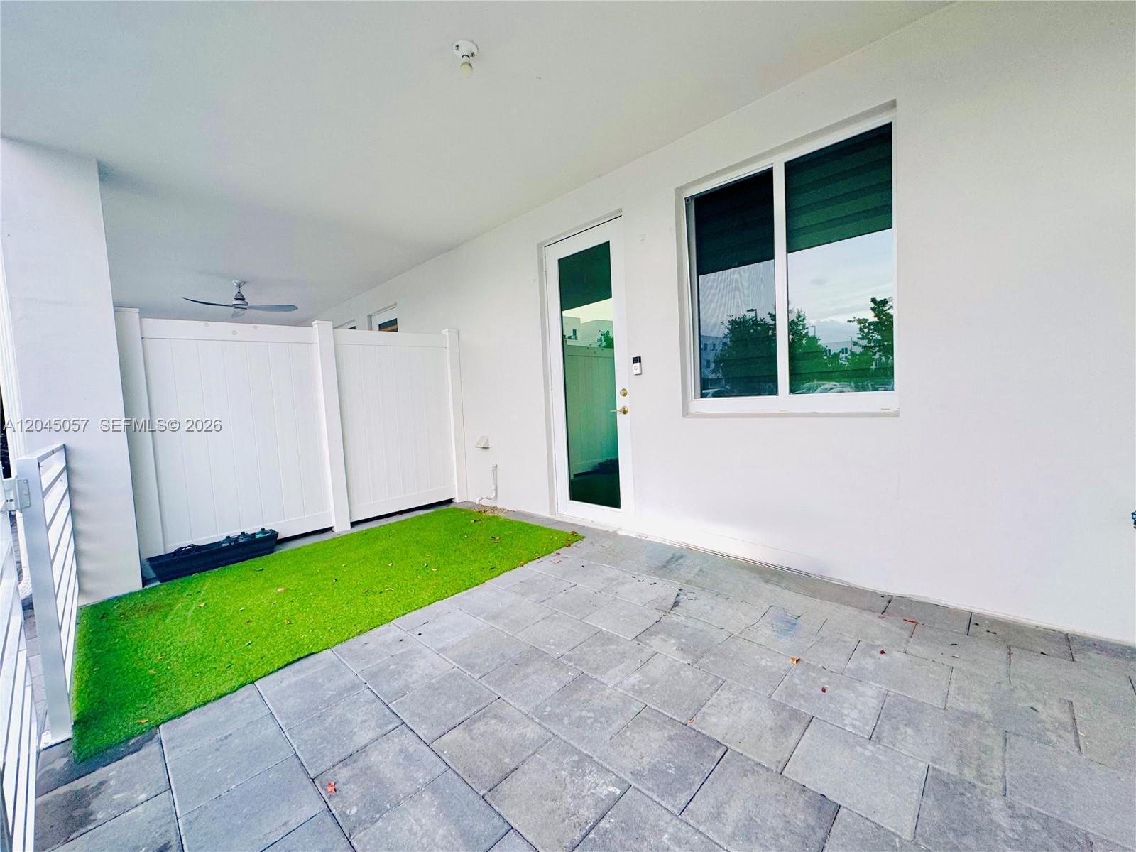 10295 NW 64th Terrace