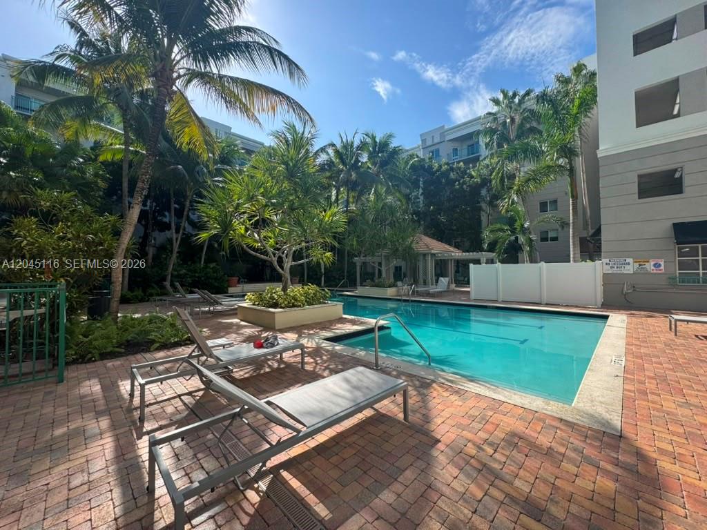 6001 SW 70th Street