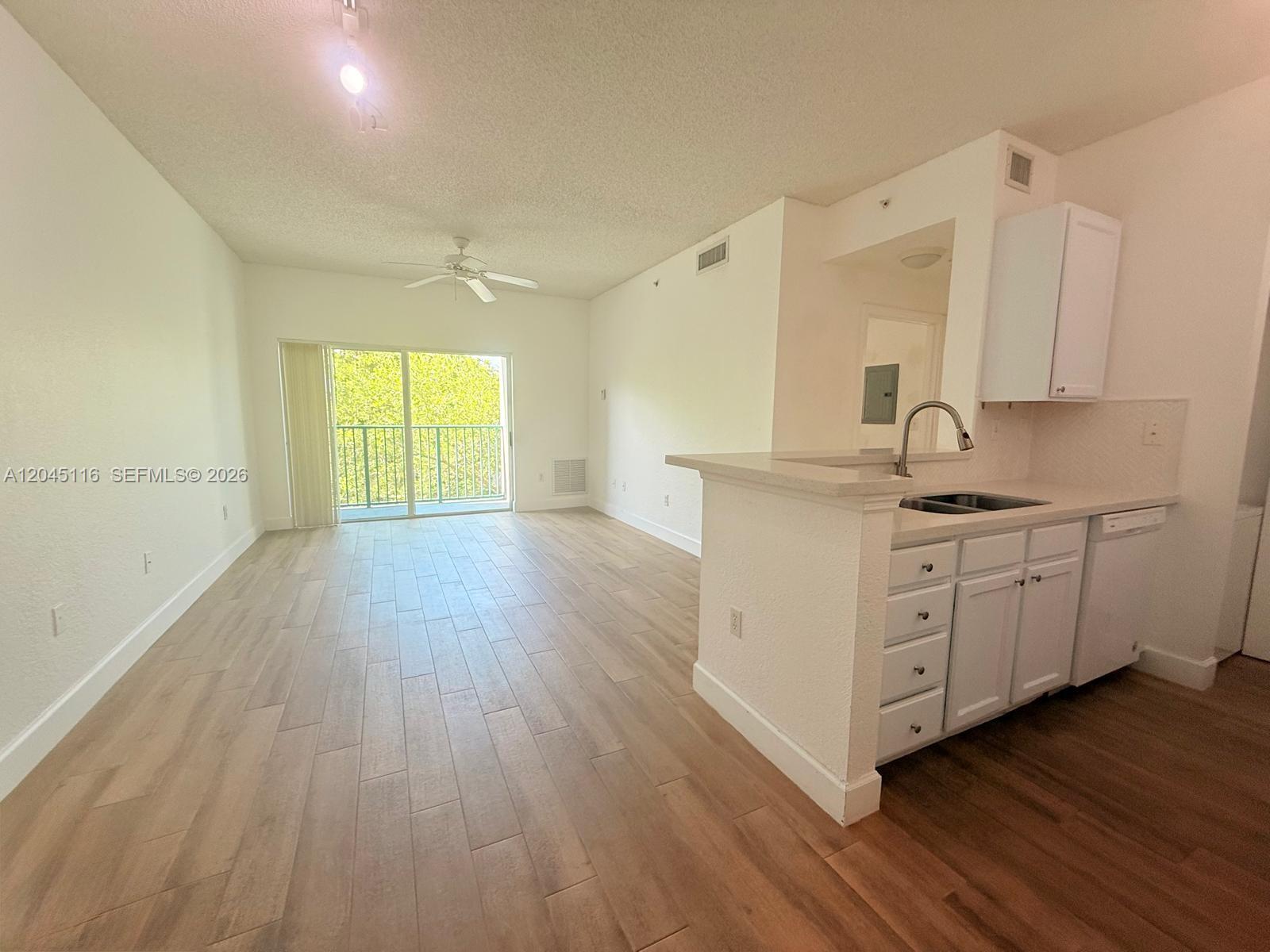 6001 SW 70th Street