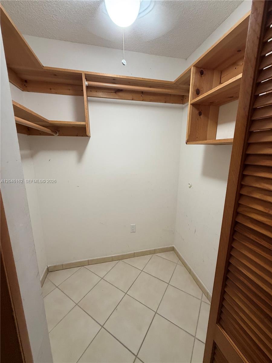 3262 SW 139th Place