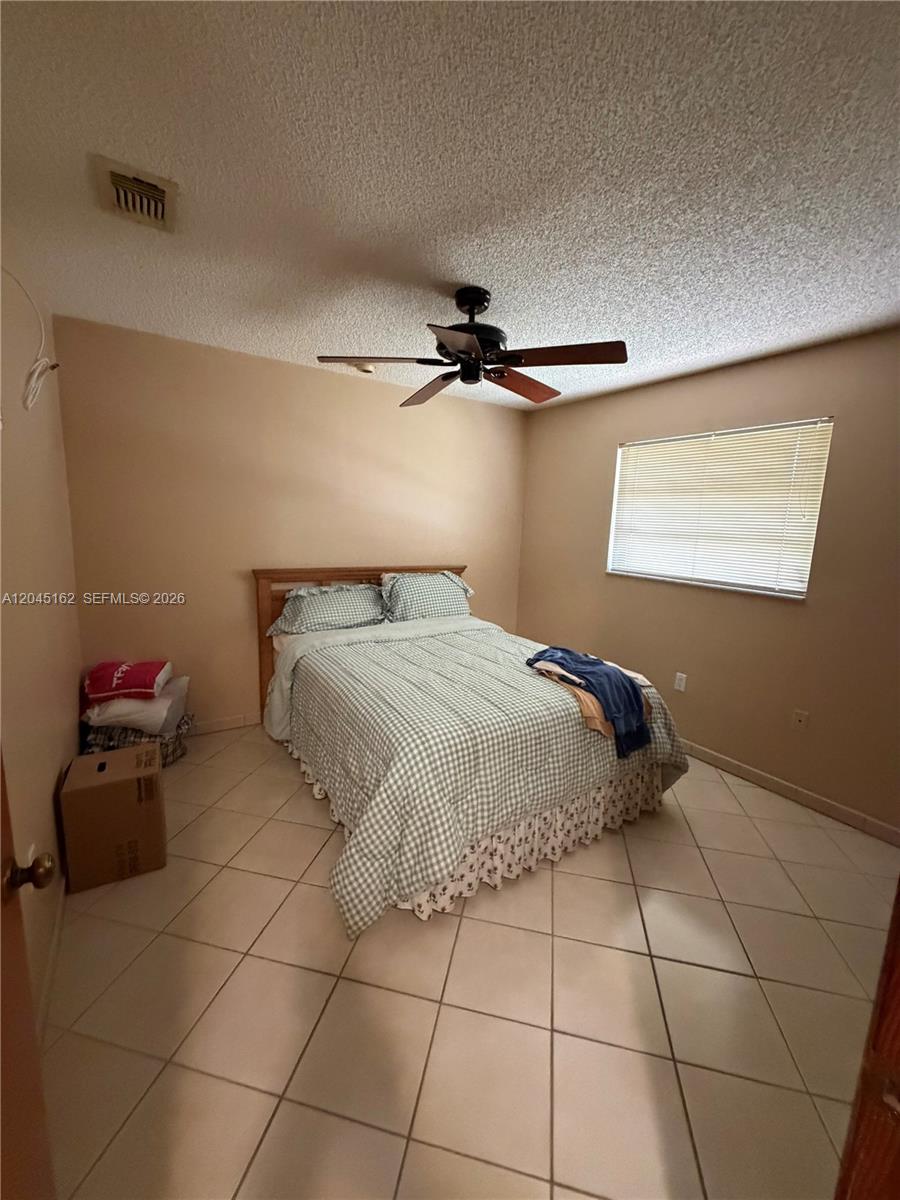 3262 SW 139th Place