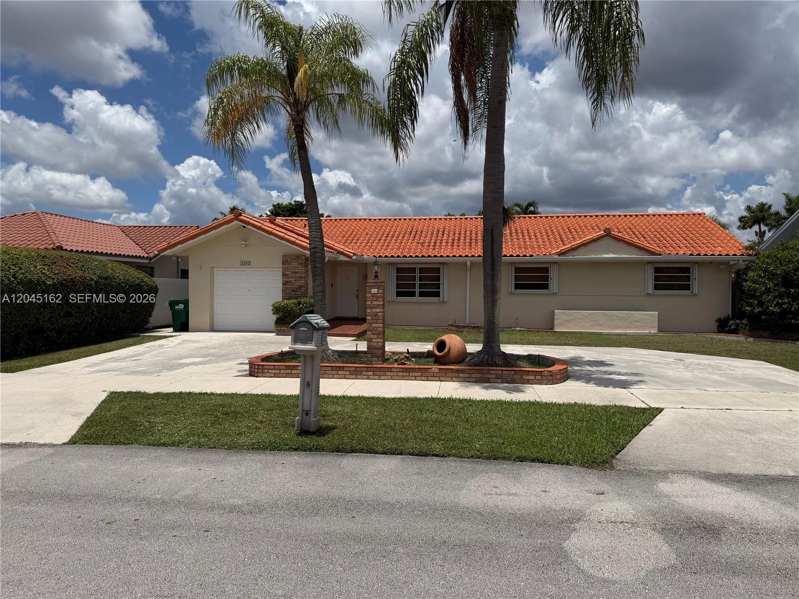 3262 SW 139th Place