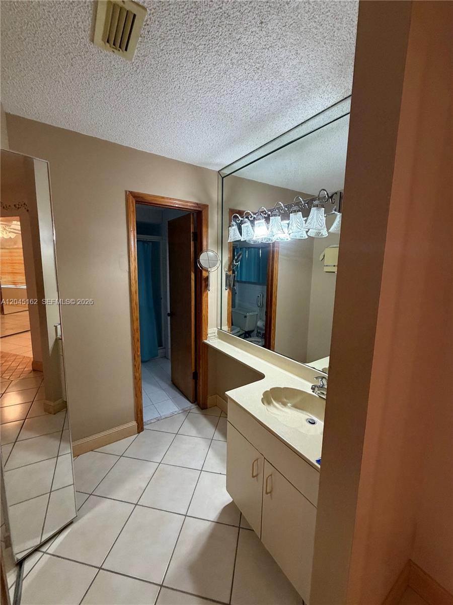 3262 SW 139th Place