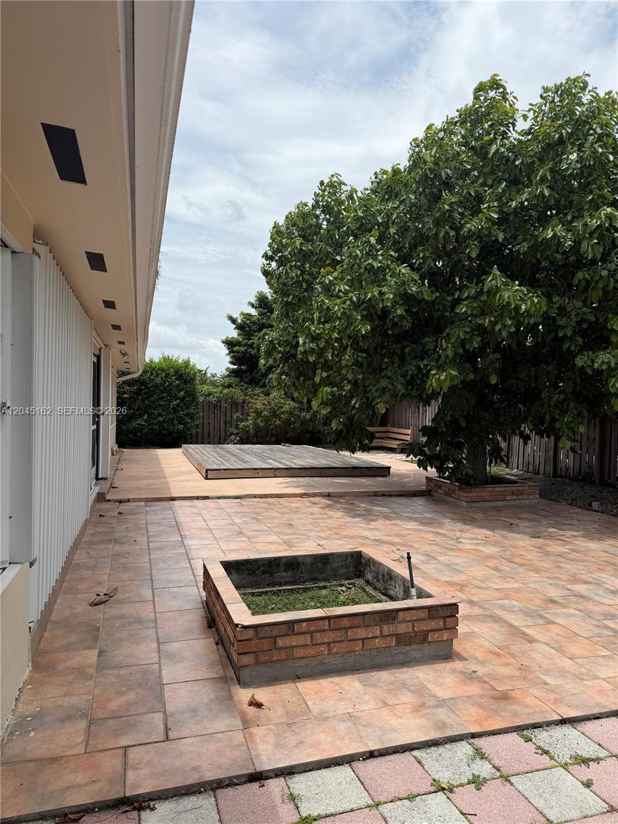 3262 SW 139th Place
