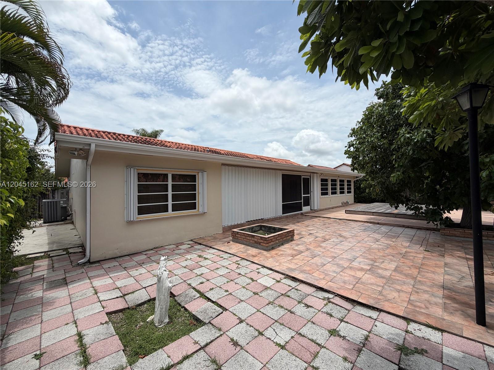 3262 SW 139th Place