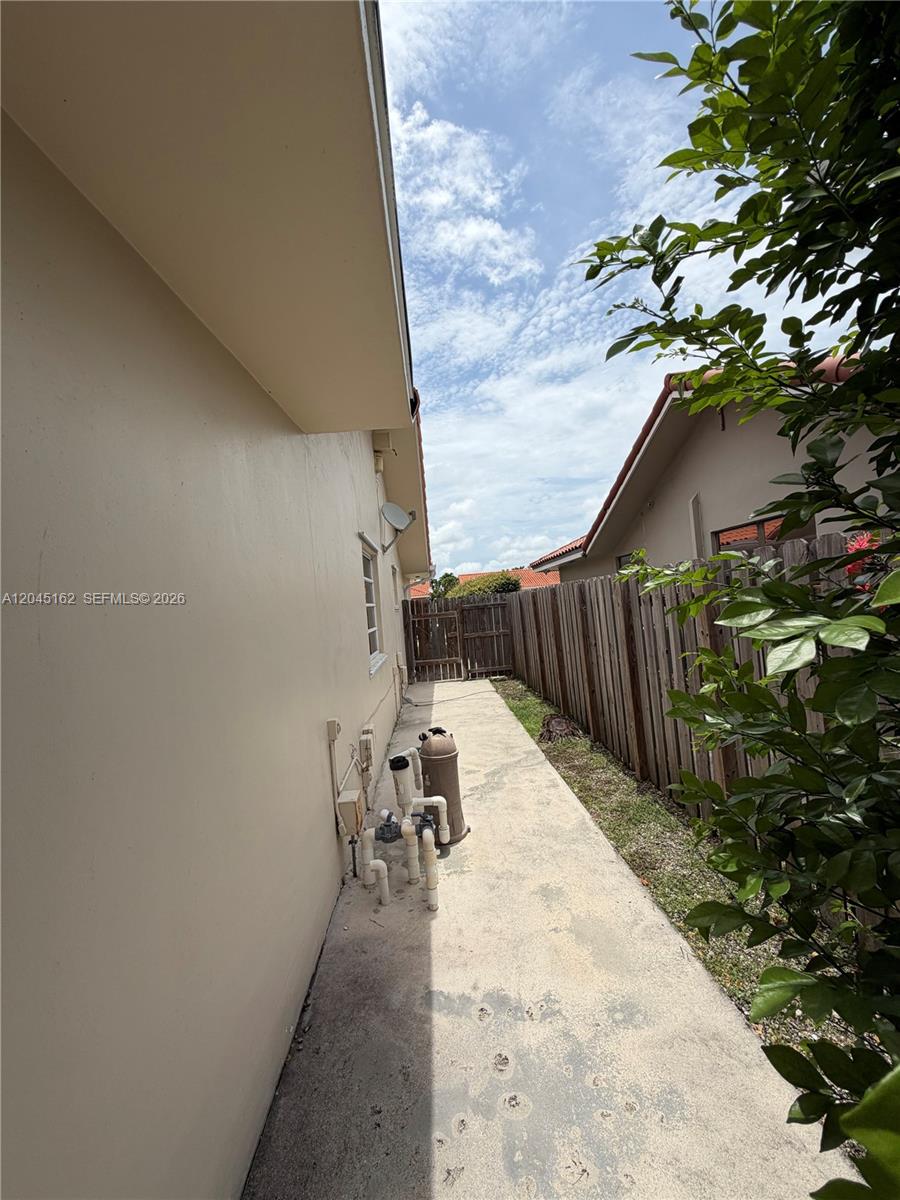 3262 SW 139th Place